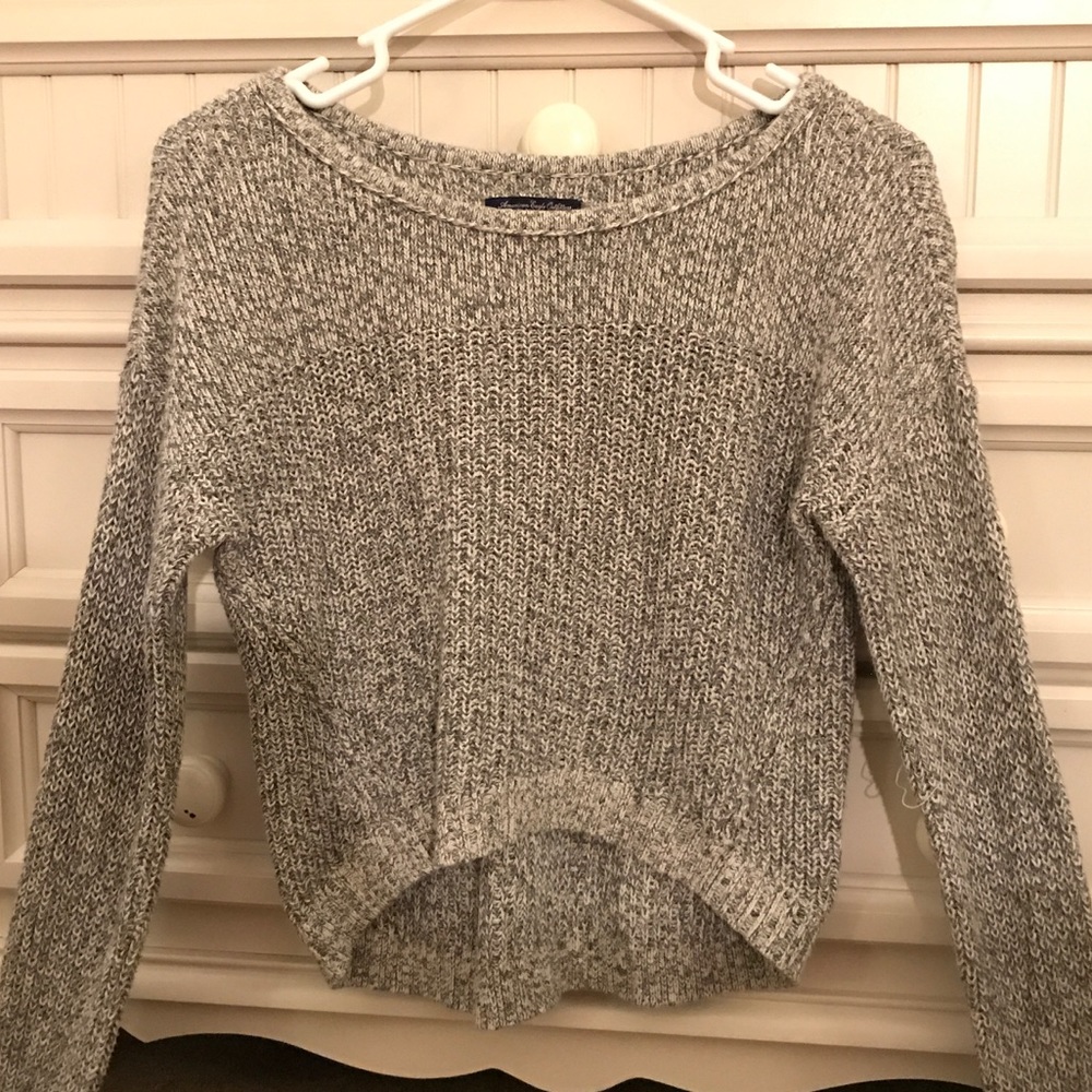 American Eagle Outfitters- Gray cropped sweater